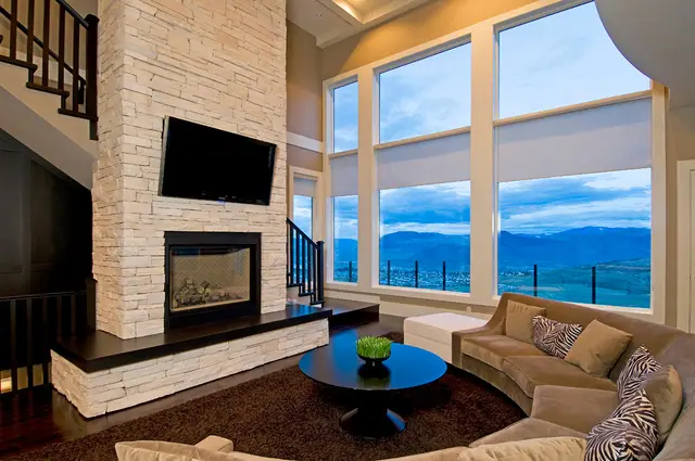 Telford — family room